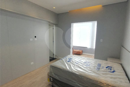 Sobrado à venda com 3 suítes em Vila Gomes Cardim, São Paulo, SP