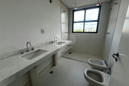 Apartamento à venda com 3 suítes no Centro, Itapetininga, SP
