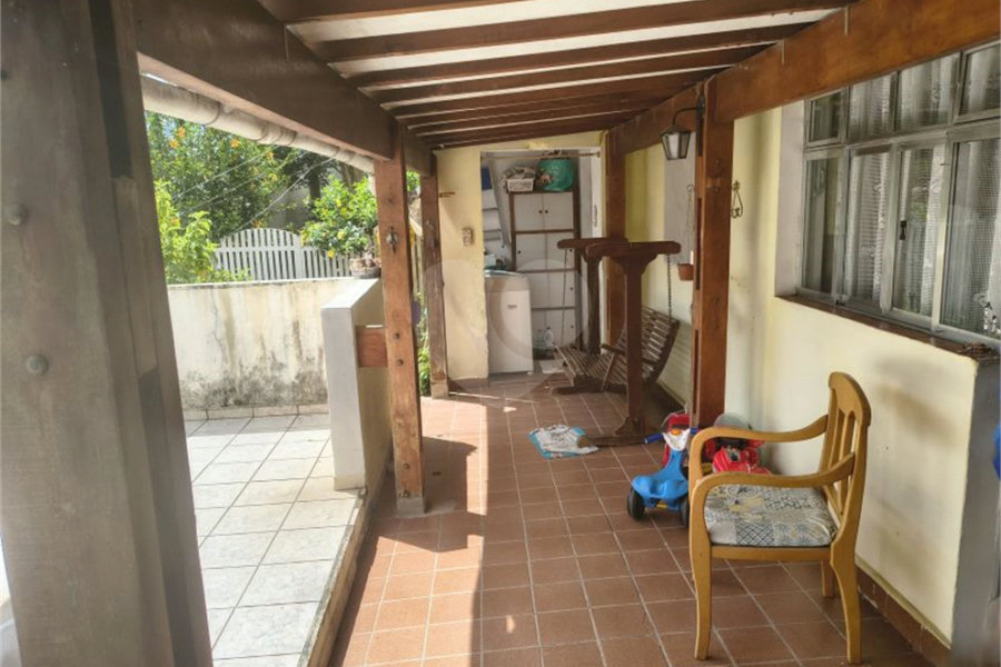Sobrado à venda com 3 quartos, sendo 1 suíte, em Tremembé, São Paulo, SP