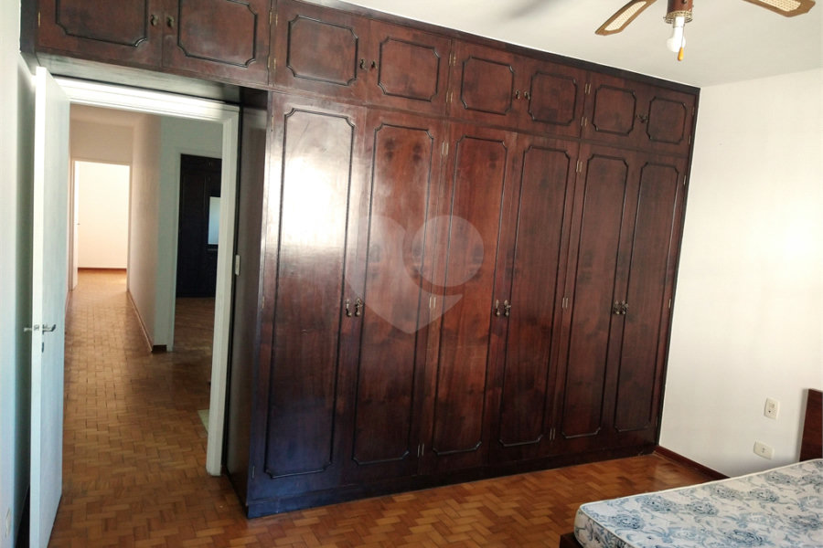 Sobrado à venda com 3 quartos em Santana, São Paulo, SP