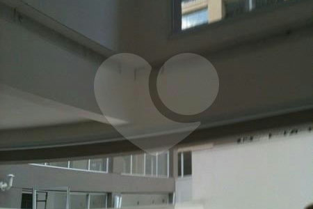 Apartamento à venda com 1 suíte em Campo Belo, São Paulo, SP