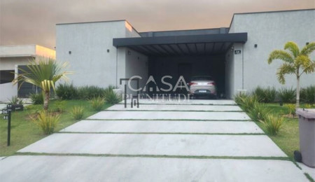 Casa em condomínio à venda com 3 quartos, sendo 1 suíte,  em Village Ipanema, Araçoiaba da Serra, SP