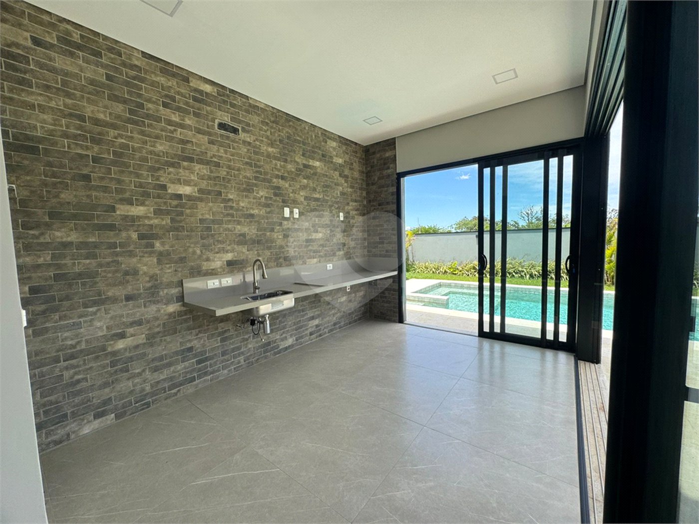 Casa à venda com 4 suítes no condomínio Villas do Golf, Itu - SP