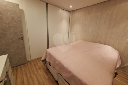 Casa à venda com 3 quartos, sendo 1 suíte, em Chora Menino, São Paulo, SP