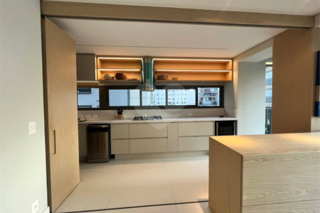 Apartamento à venda com 2 suítes em Vila Nova Conceição, São Paulo, SP