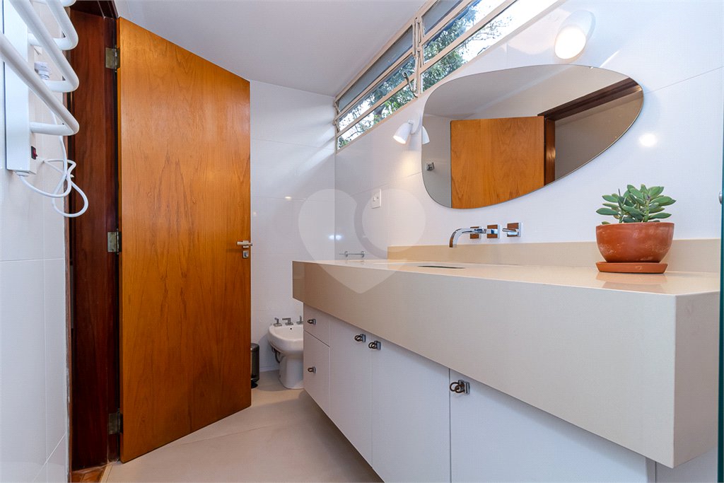 Casa Térrea à venda com 3 quartos, sendo 1 suíte,  em Alto da Boa Vista, São Paulo, SP
