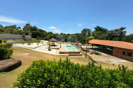 Sítio à venda com 3 quartos, sendo 1 suíte, em Jardim dos Laranjais, Indaiatuba, SP