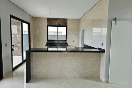 Casa à venda com 3 quartos, sendo 4 suítes, no condomínio Reserva dos Vinhedos, Louveira - SP