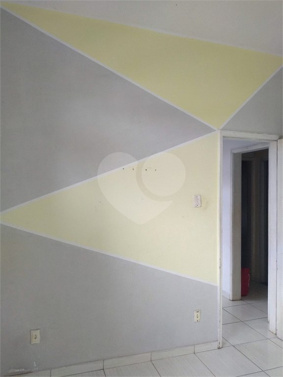 Apartamento à venda com 2 quartos em Marechal Hermes, Rio de Janeiro, RJ