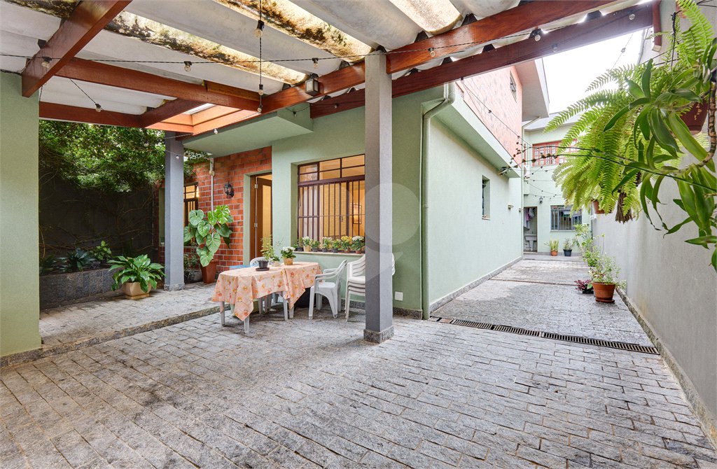 Casa de Vila à venda com 3 quartos, sendo 2 suítes, em Granja Julieta, São Paulo, SP