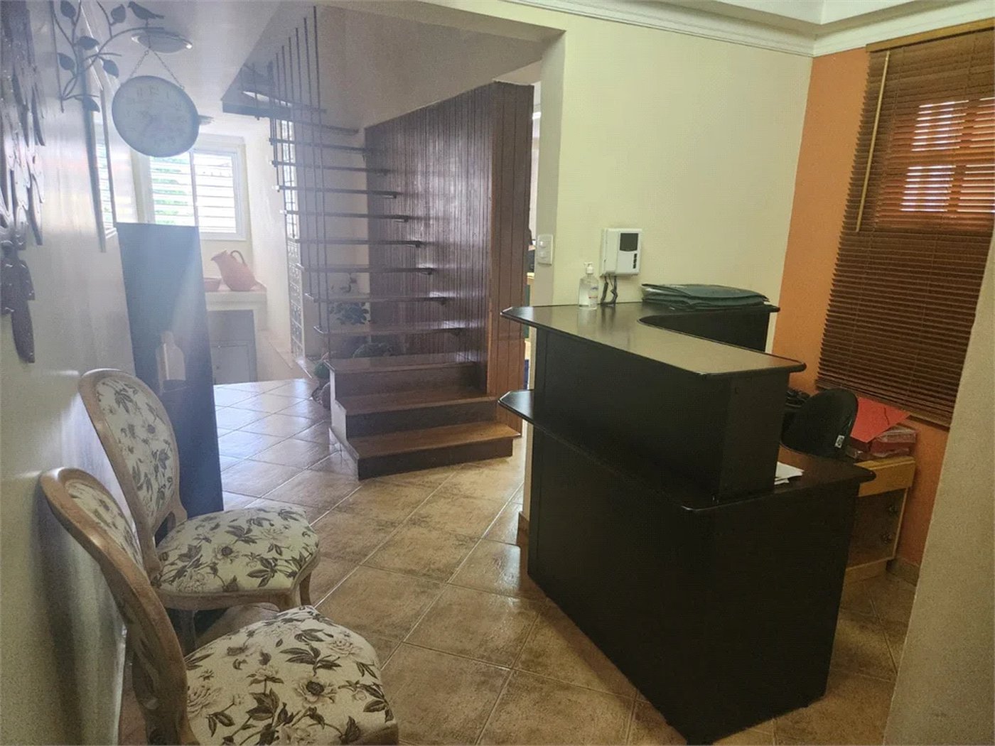 Sobrado à venda com 4 quartos, sendo 1 suíte, em Água Branca, São Paulo, SP