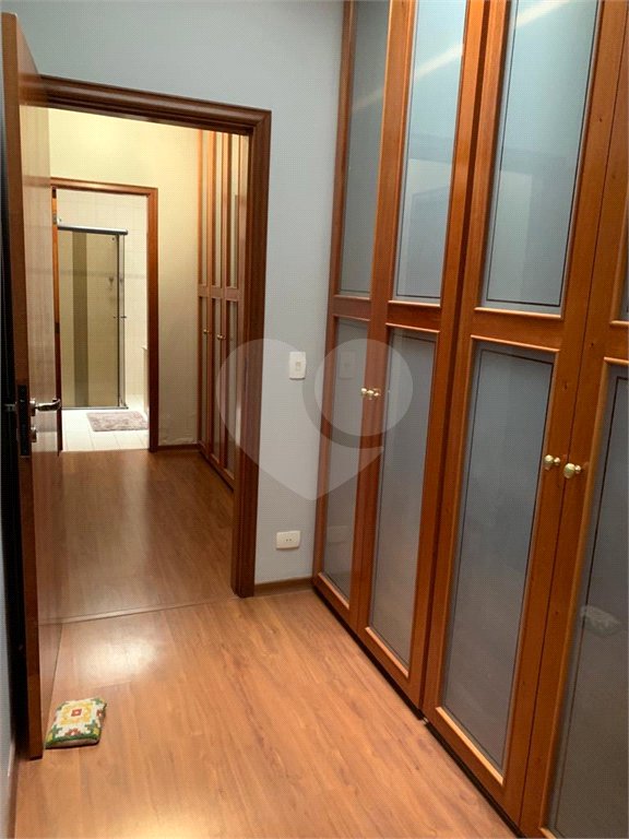 Casa à venda com 6 quartos, sendo 4 suítes, no condomínio São Joaquim, Vinhedo - SP