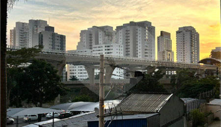 Apartamento à venda com 1 quarto em Campo Belo, São Paulo, SP