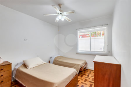Casa Térrea à venda com 4 quartos, sendo 3 suítes, em Brooklin, São Paulo, SP