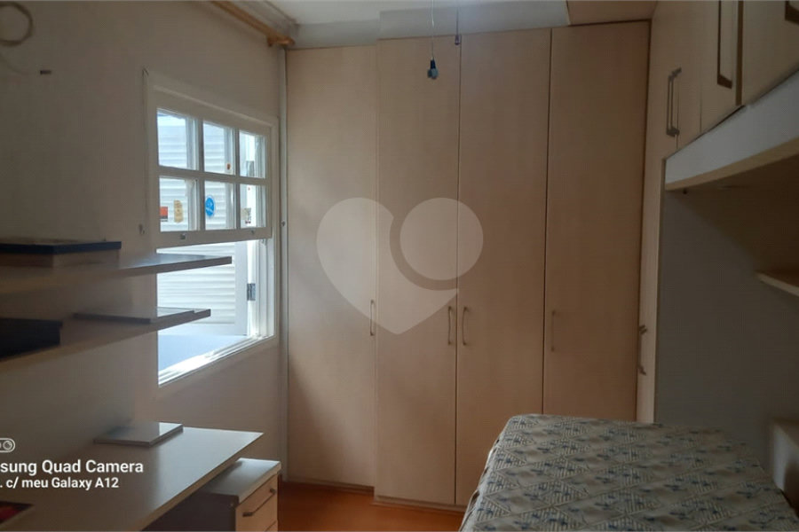 Sobrado à venda com 4 quartos, sendo 1 suíte, em Tremembé, São Paulo, SP