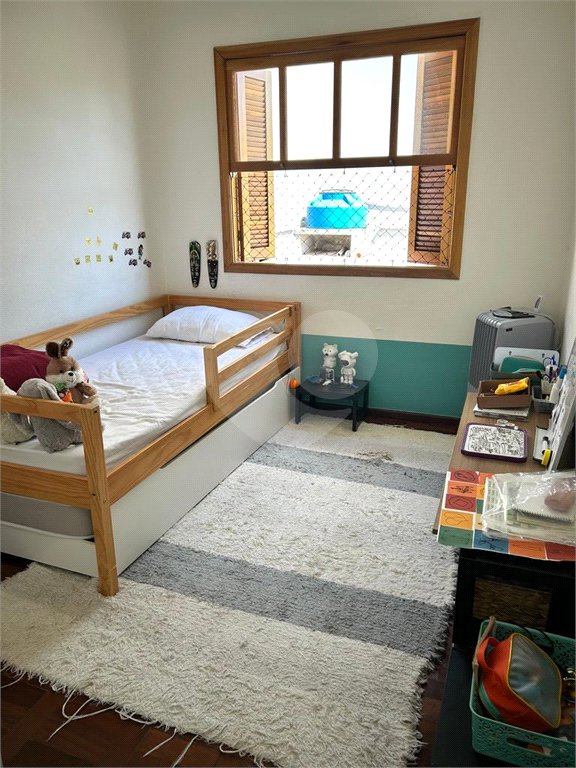 Casa à venda com 4 quartos, sendo 2 suítes, em Planalto Paulista, São Paulo, SP