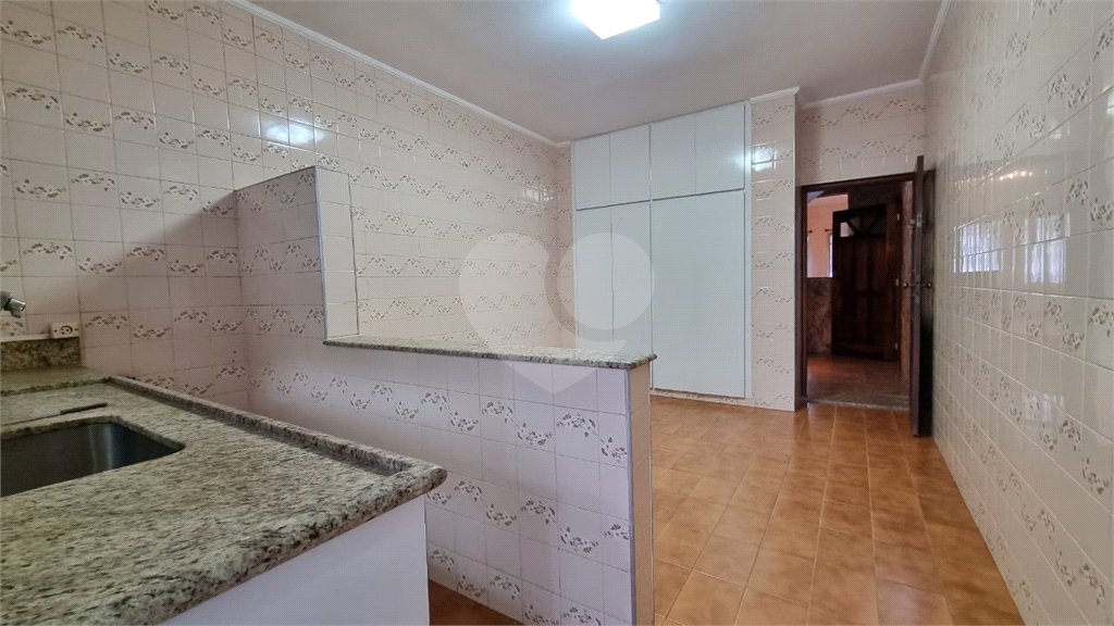 Sobrado à venda com 4 quartos em Vila Dom Pedro II, São Paulo, SP