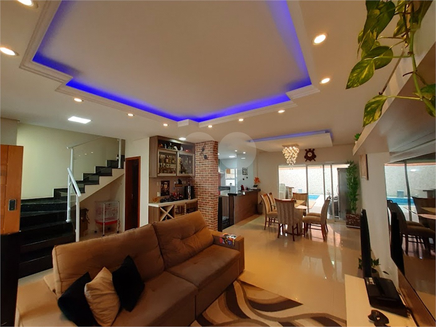 Casa à venda com 3 quartos, sendo 1 suíte, no condomínio Golden Park Residence II, Sorocaba - SP
