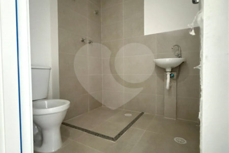 Apartamento à venda com 2 quartos, sendo 1 suíte,  em Vila Sorocabana, Guarulhos, SP