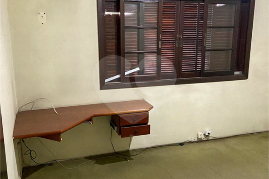 Sobrado à venda com 3 quartos, sendo 1 suíte,  em Parada Inglesa, São Paulo, SP