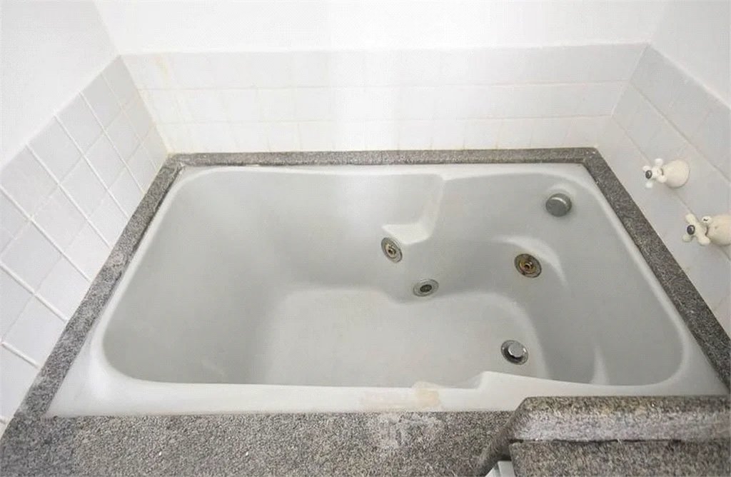 Apartamento à venda com 1 quarto em Paraíso do Morumbi, São Paulo, SP