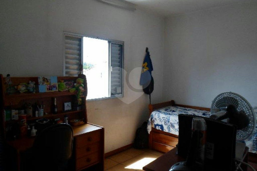 Sobrado à venda com 3 quartos em Água Fria, São Paulo, SP