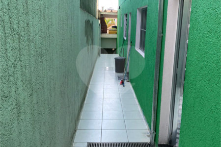 Sobrado à venda com 3 quartos, sendo 1 suíte, em Jardim Beatriz, Poá, SP