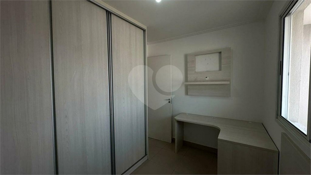 Apartamento à venda com 3 quartos, sendo 1 suíte, em Parque Maria Luiza, São Paulo, SP