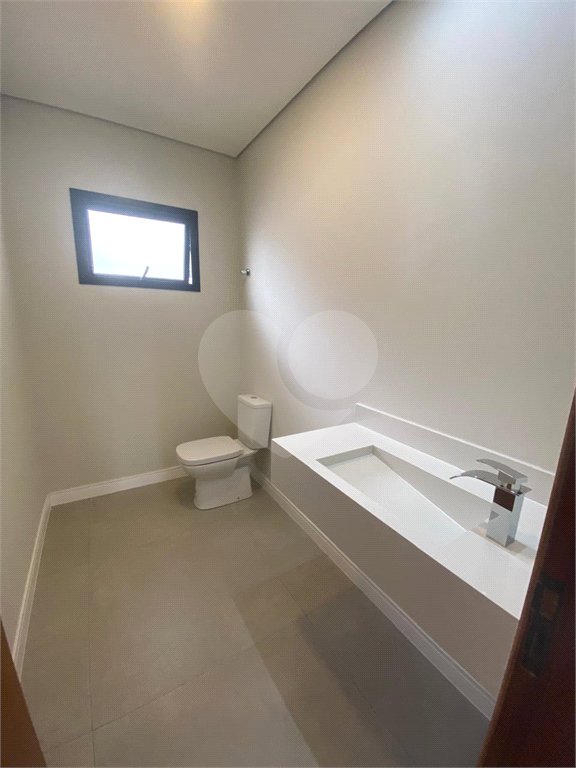Casa à venda com 3 suítes no condomínio Campo de Toscana, Vinhedo - SP