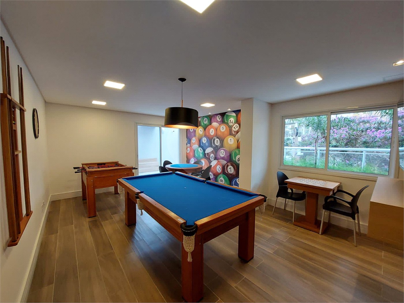 Apartamento à venda com 2 quartos, sendo 1 suíte,  em Campestre, Santo André, SP