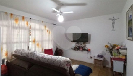 Casa à venda com 3 quartos, sendo 1 suíte, em Vila Barcelona, Sorocaba, SP