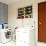 Casa à venda com 4 quartos, sendo 1 suíte, em Santo Amaro, São Paulo, SP