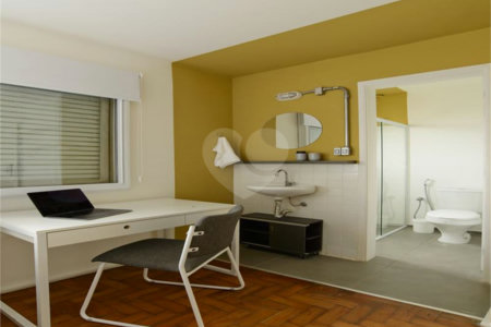 Apartamento à venda com 4 quartos, sendo 2 suítes, em Vila Olímpia, São Paulo, SP