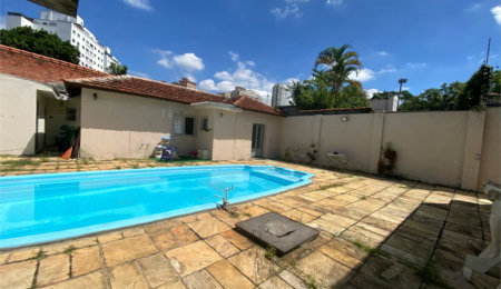 Casa Térrea à venda com 7 suítes em Alto da Lapa, São Paulo, SP