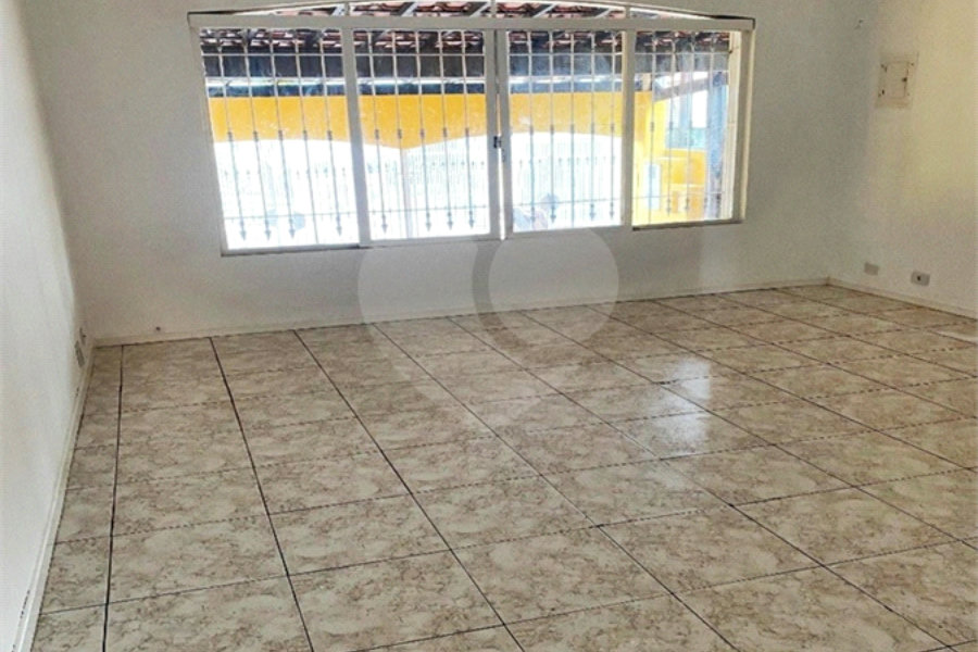 Sobrado à venda com 3 quartos em Jardim Peri, São Paulo, SP