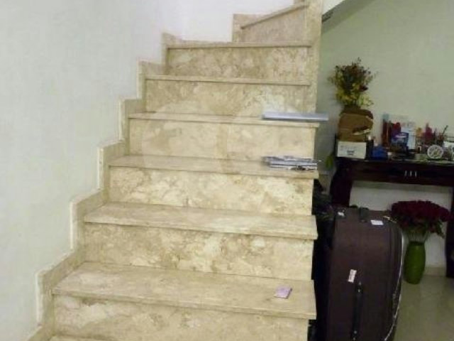 Sobrado à venda com 3 quartos, sendo 1 suíte,  em Parque Continental II, Guarulhos, SP