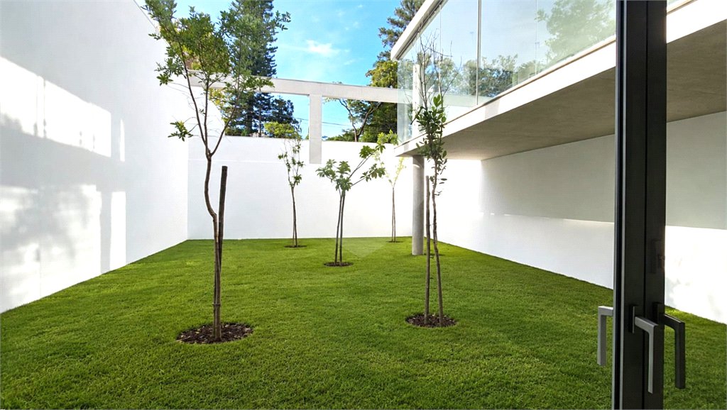 Casa à venda com 3 suítes no condomínio Residencial Heron 140, São Paulo - SP