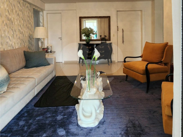 Apartamento à venda com 4 suítes em Santana, São Paulo, SP