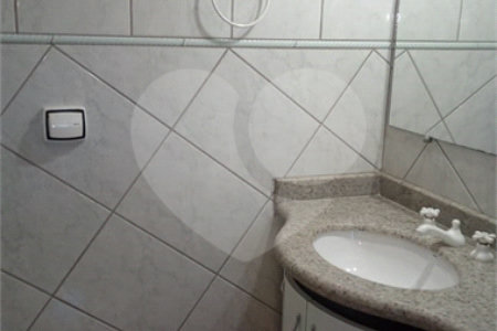 Casa à venda com 3 suítes no condomínio Villaggio Capriccio, Louveira - SP