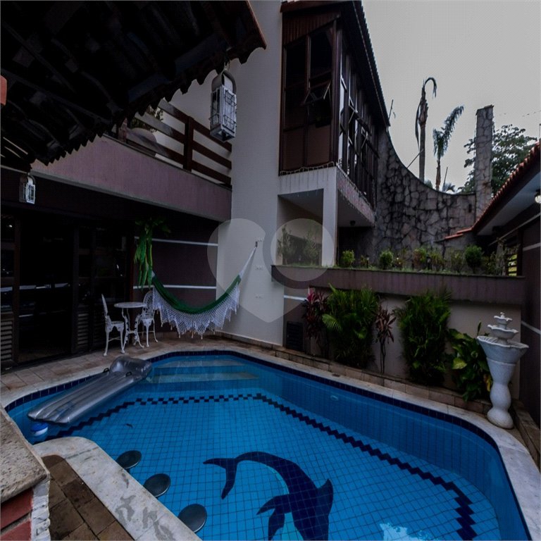 Casa à venda ou para alugar com 5 quartos, sendo 3 suítes, em Independência, São Bernardo do Campo, SP