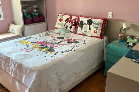 Sobrado à venda com 3 quartos, sendo 1 suíte, em Vila Alexandria, São Paulo, SP