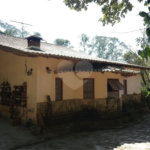 Casa à venda com 4 quartos, sendo 1 suíte, no condomínio Quinta da Cachoeira, Embu das Artes - SP
