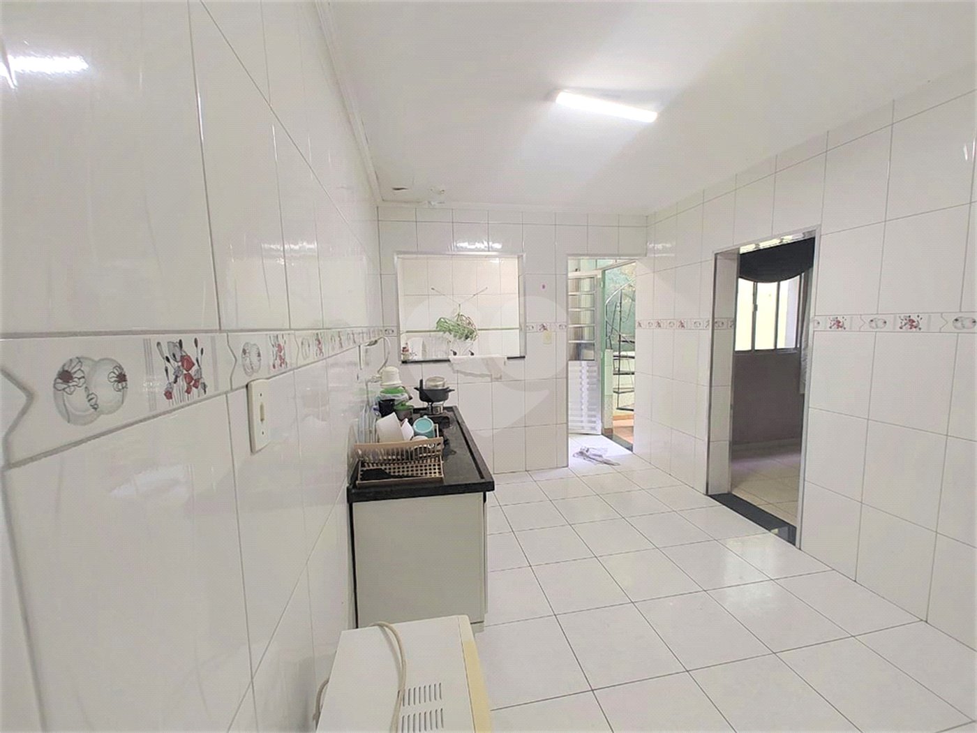Sobrado à venda com 4 quartos, sendo 1 suíte, em Jardim Regina, São Paulo, SP