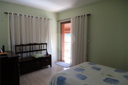 Casa à venda com 4 suítes em Nova Gardênia, Atibaia, SP