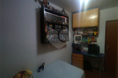 Sobrado à venda com 3 quartos, sendo 1 suíte, em Santa Teresinha, São Paulo, SP