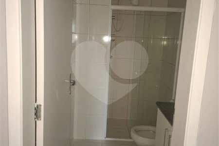 Apartamento à venda com 3 quartos, sendo 1 suíte,  em Vila São Sebastião, Mogi das Cruzes, SP
