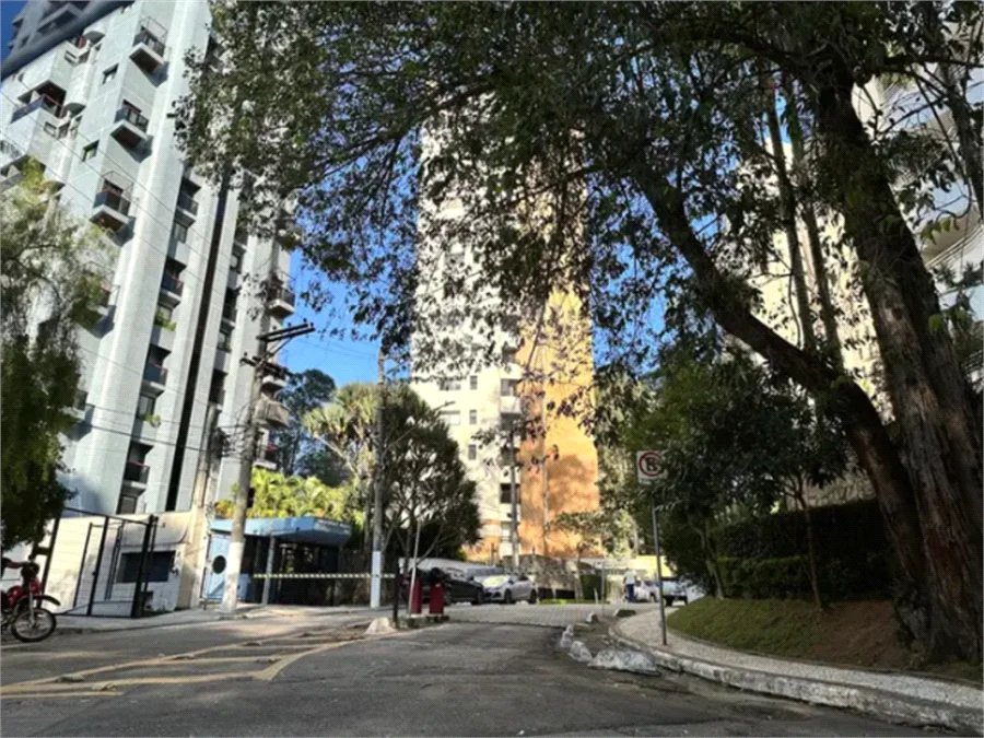 Apartamento para alugar com 2 suítes em Vila Andrade, São Paulo, SP