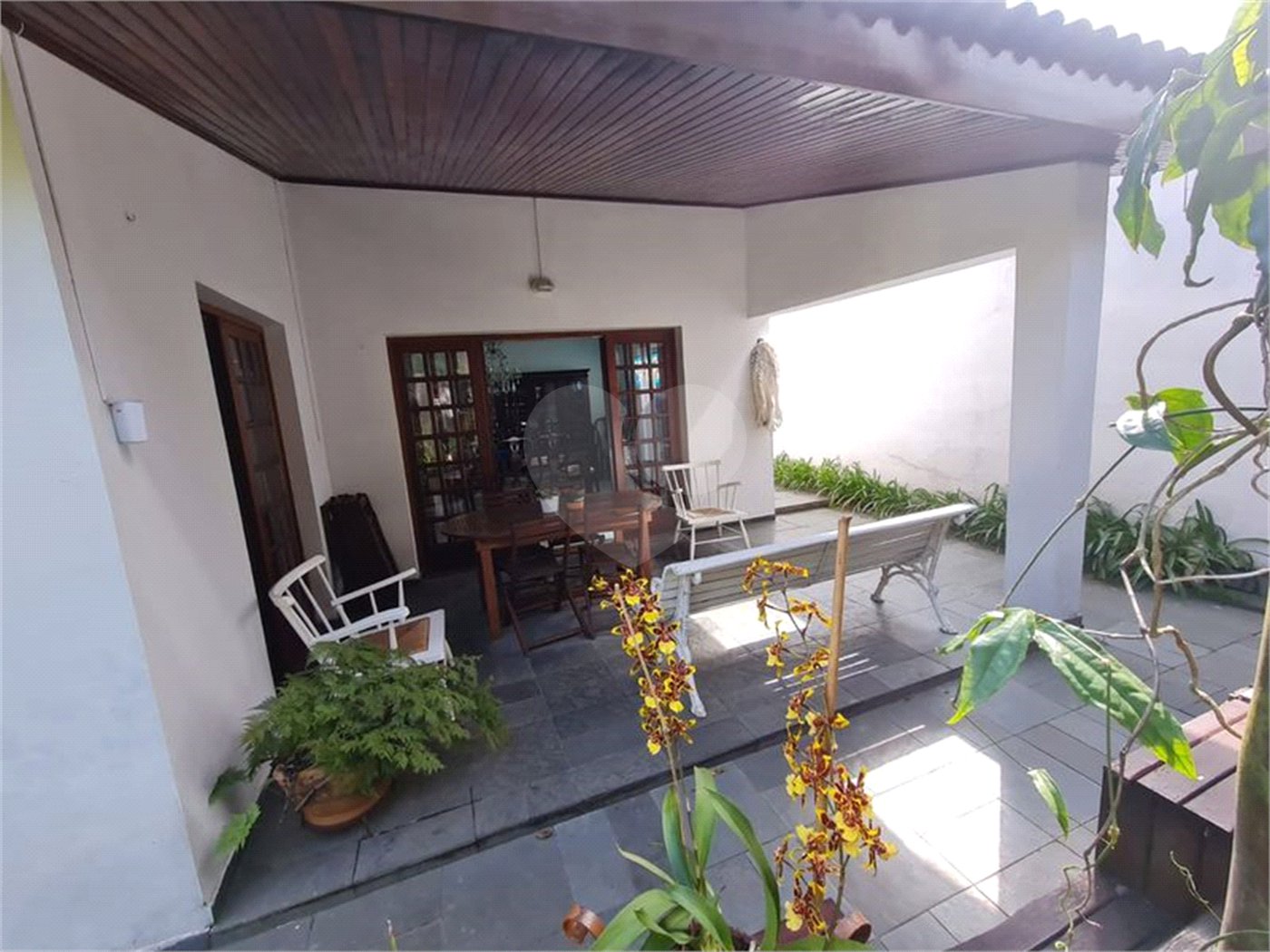 Sobrado à venda com 4 quartos, sendo 1 suíte, em Granja Julieta, São Paulo, SP