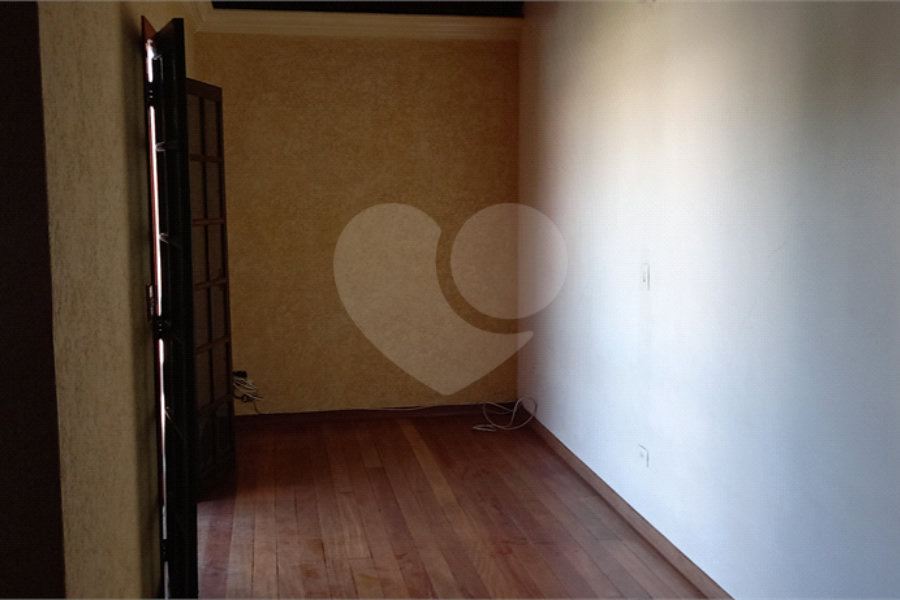 Casa à venda com 2 quartos, sendo 1 suíte, em Tucuruvi, São Paulo, SP