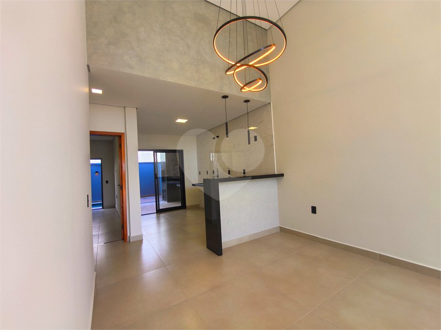 Casa à venda com 3 quartos, sendo 1 suíte, no condomínio Horto Florestal Villagio, Sorocaba - SP